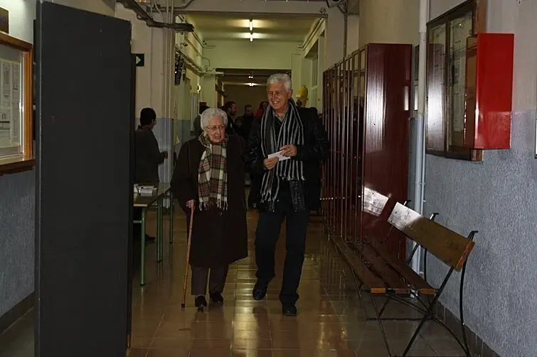 9N 