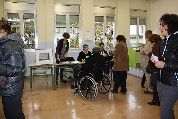 9N 