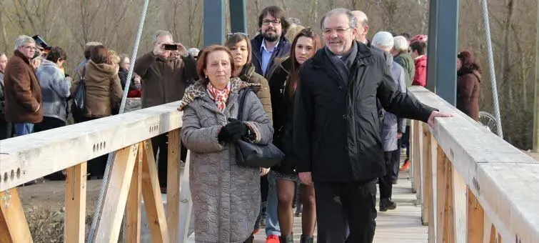 Passarel&bull;la per a vianants del riu Noguera Pallaresa