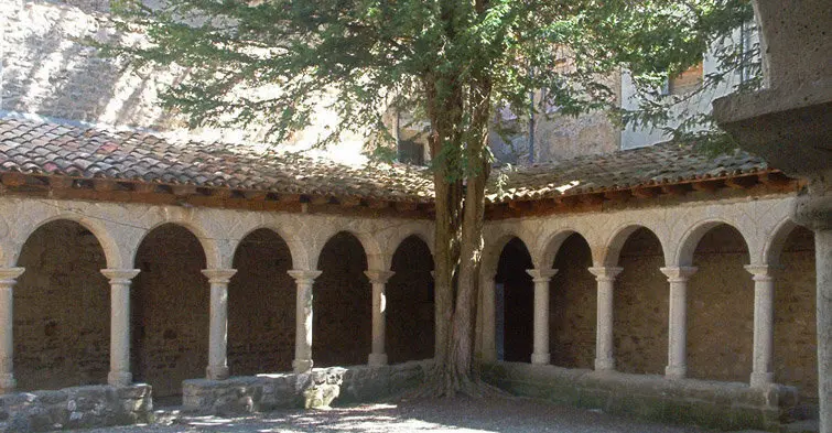 Monestir de Sant Lloren&ccedil; de Morunys