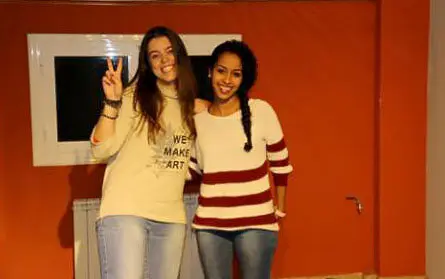 La N&uacute;ria i la Cafia es fan una entrevista on han parlat de com viuen les joves en aquest m&oacute;n. 