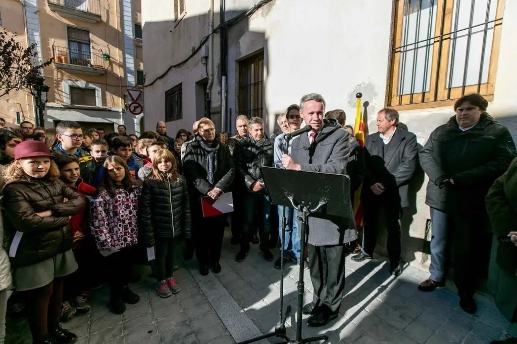 Puigcerd&agrave;. DdGI. 23-11-15 inauguraci&oacute; pla&ccedil;a Santa Joaquima de Vedruna