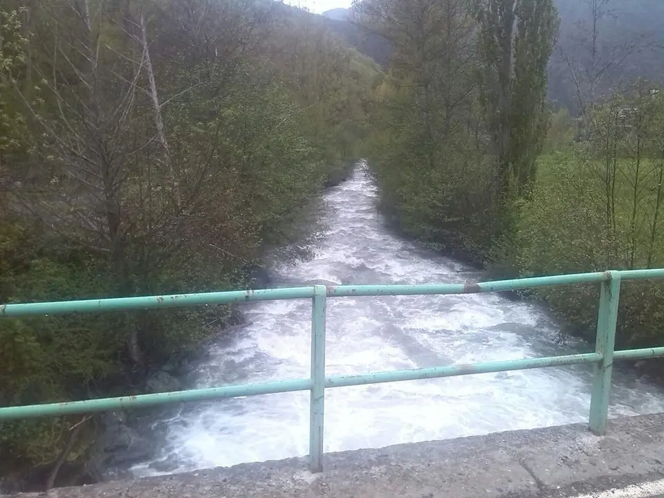 Riu Noguera pas per Vall  Ferrera