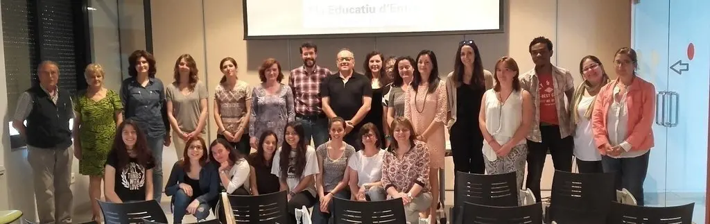 Acte reconeixement voluntaris acompanyament educatiu curs 2015-2016