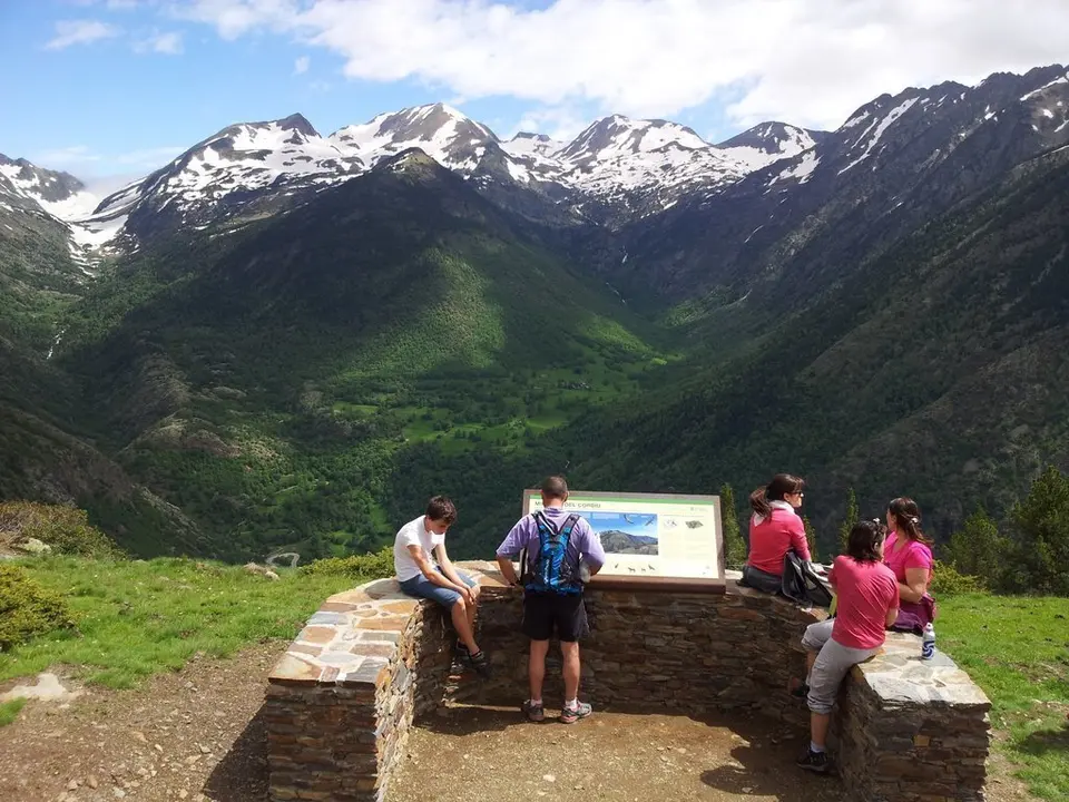 Mirador al Parc Natural Alt Pirineujpg