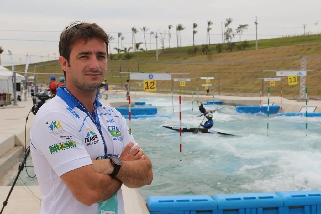 Guillermo Díez-Canedo, quan era seleccionador de la Federació Brasilera de piragüisme