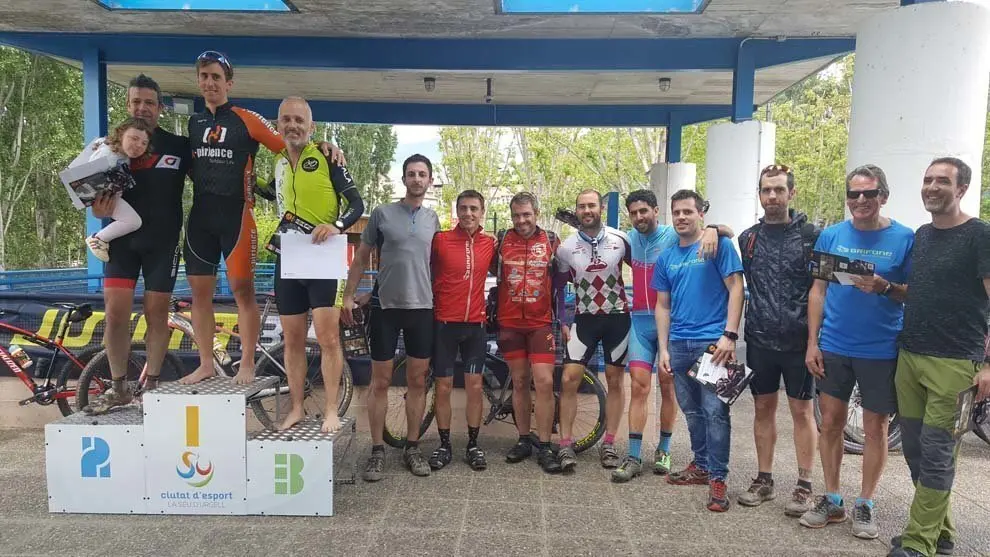 podi escanyabocs ferro masculí