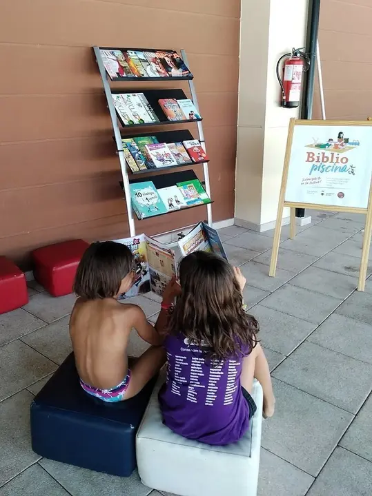 bibliopiscina-02