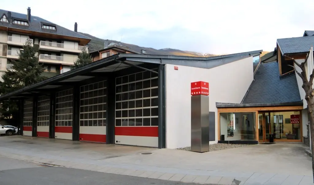 Imatge general del Parc de Bombers de Sort el 4 de mar&radic;&szlig; de 2020. (horitzontal)