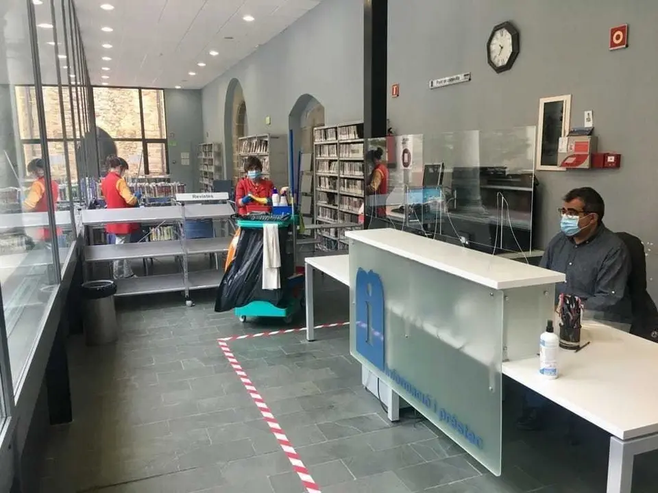 biblioteca reobertura