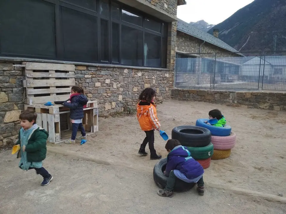 Escola de la Vall de Bo&iacute;