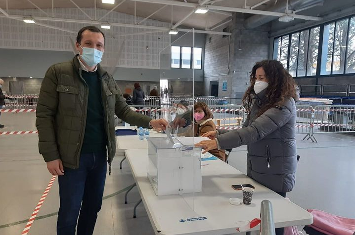 &Ograve;scar Ordeig votant