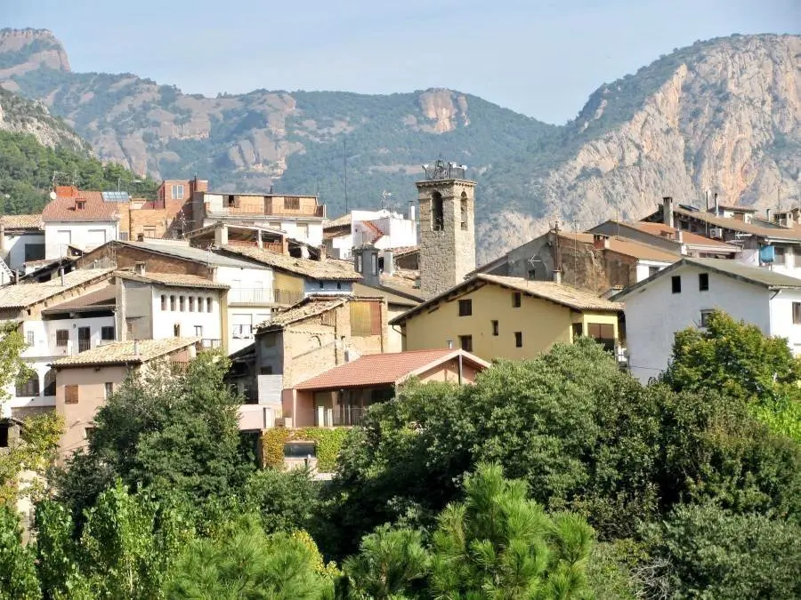 Peramola poble 1