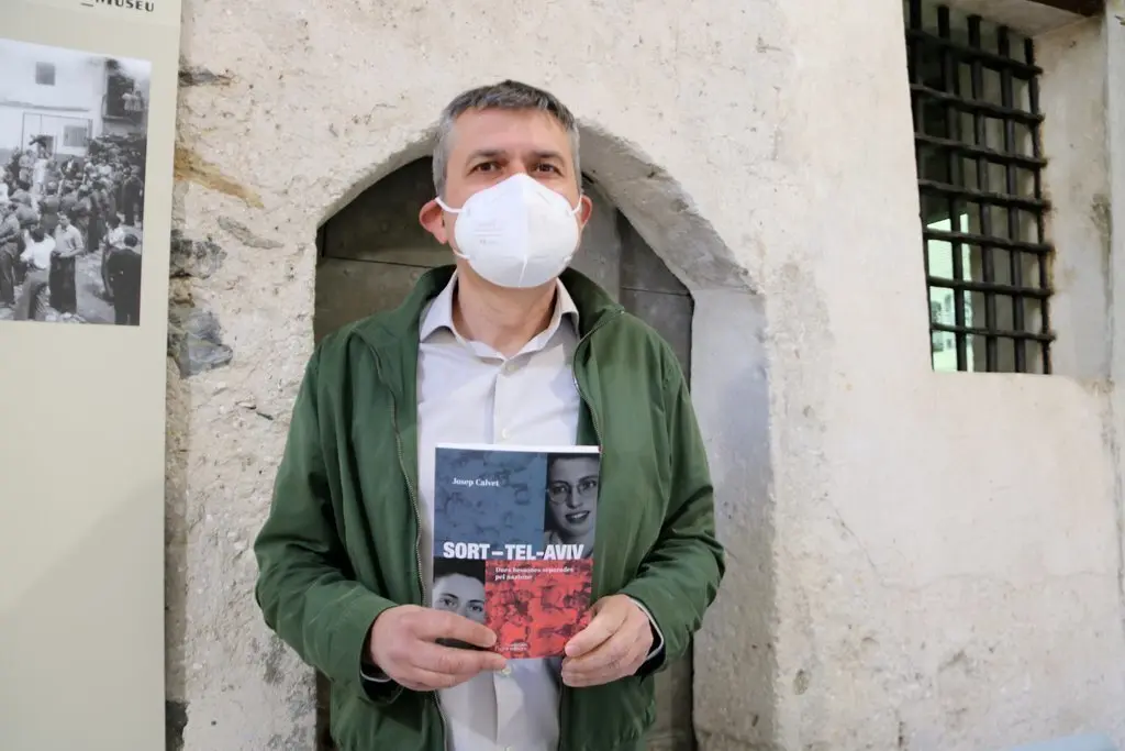 Pla mig de l'historiador i autor de Sort-Tel-Aviv, Josep Calvet el 13 d'abril del 2021. (horitzontal) 