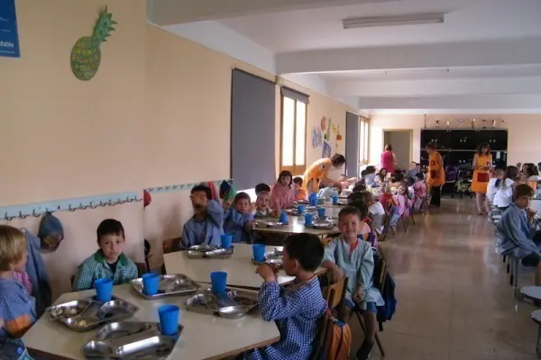 MENJADOR ESCOLAR ESCOLA TREMP
