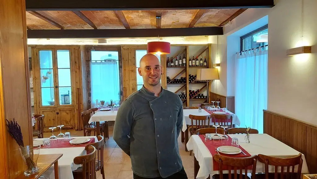 &Agrave;lex Jorba Fonda Biayna Menjador