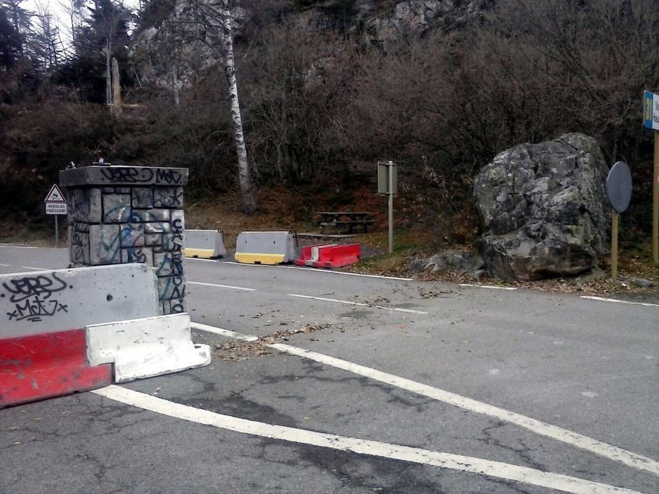 Imatge del punt fronterer del Portilhon, Val d'Aran, reobert al trànsit el 14 de desembre del 2015. (horitzontal)