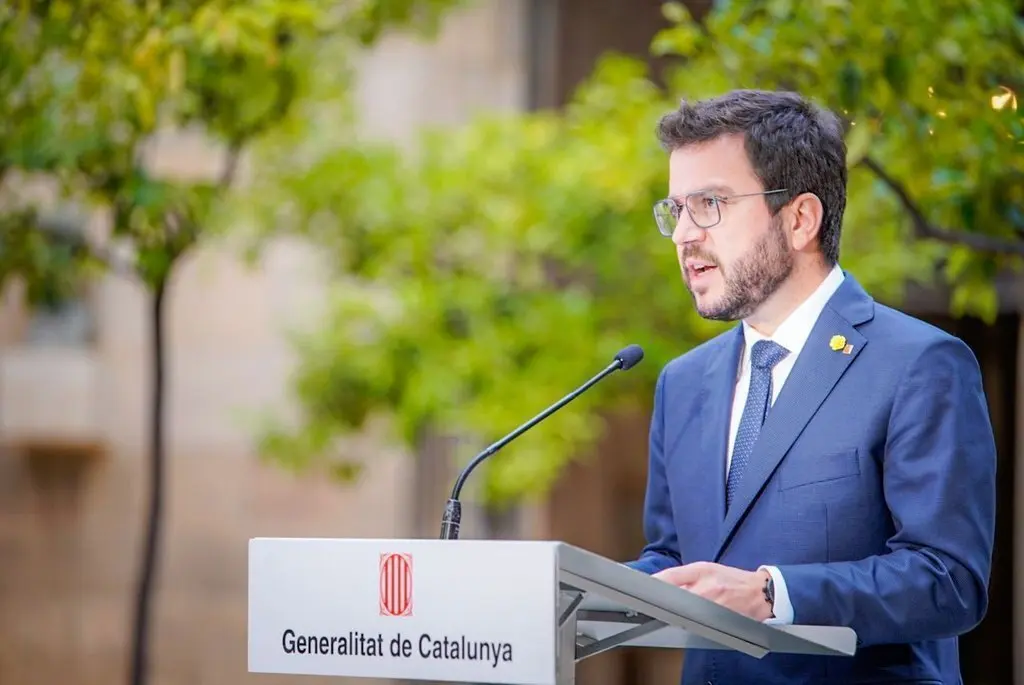 El president de la Generalitat, Pere Aragon&egrave;s, durant la compareixen&ccedil;a en qu&egrave; ha anunciat que vol un toc de queda de 01.00 a 06.00 h en 158 municipis. Imatge del 14 de juliol del 2021. (Horitzontal)