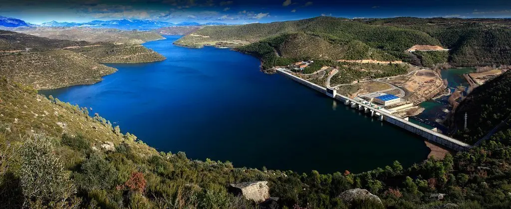 Panor&agrave;mica Pant&agrave; Rialb