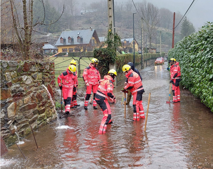 Pompiers d'Aran riu Garona