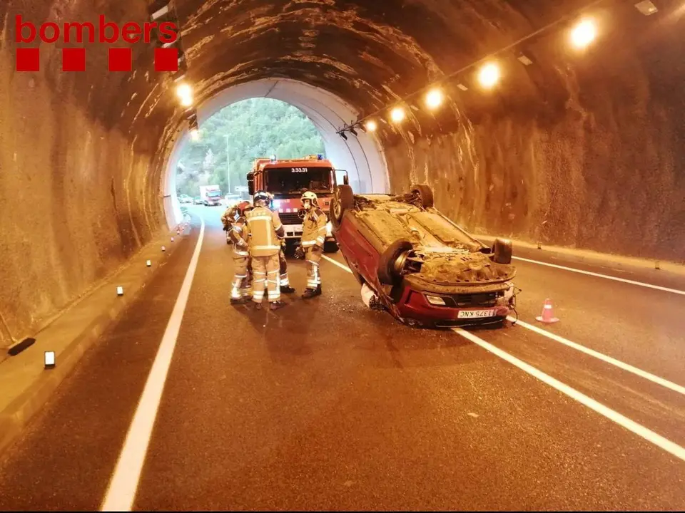Bombers t&uacute;nel Sal&agrave;s de Pallars