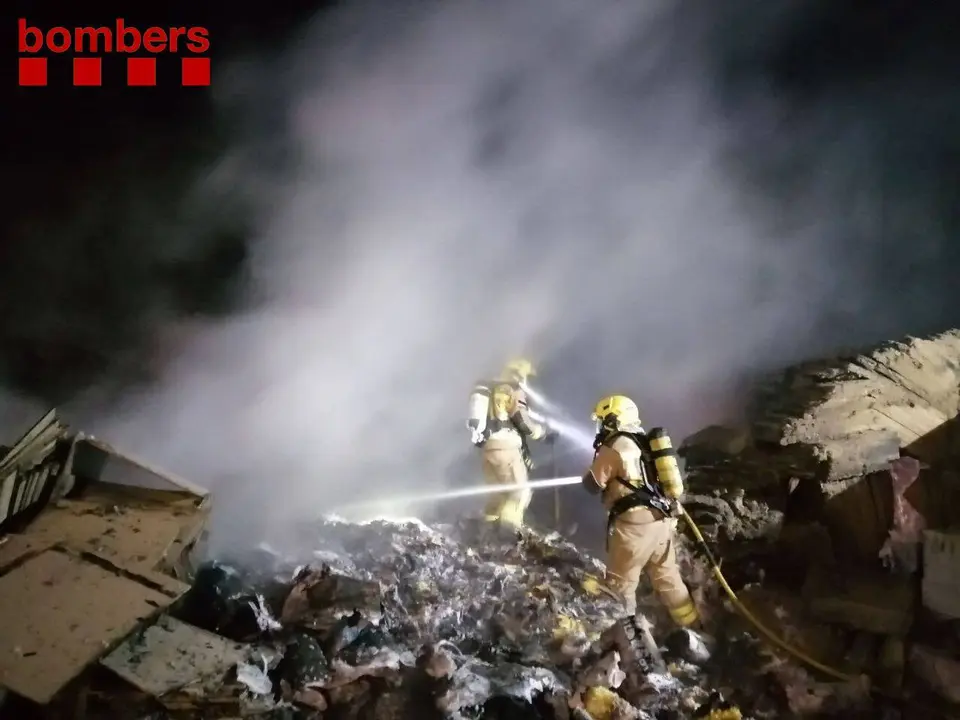 Incendi pol&iacute;gon Montferrer