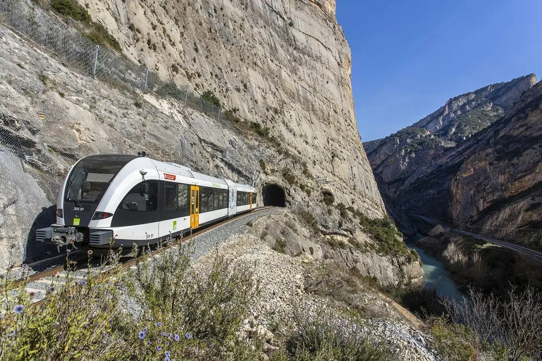 LO TREN LLEIDA LA POBLA NOUS LOGOS VERDS