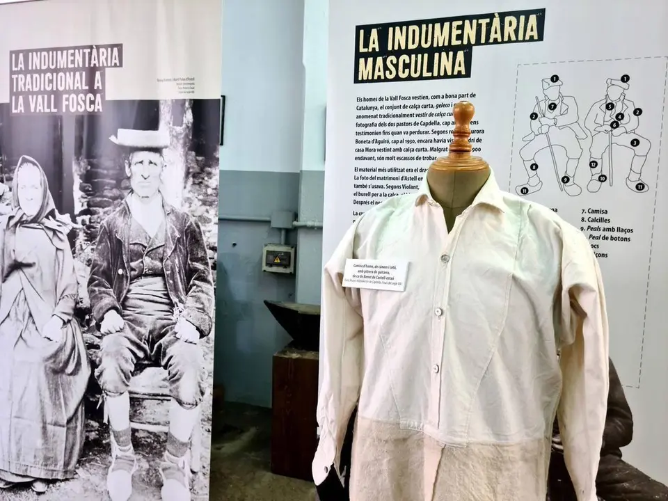 Exposici&oacute; vestimenta Vall Fosca 1
