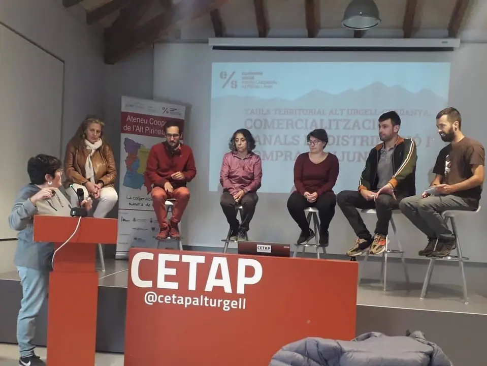 Ateneu Cooperatiu Alt Pirineu Taula Agroalimentaci&oacute; 1