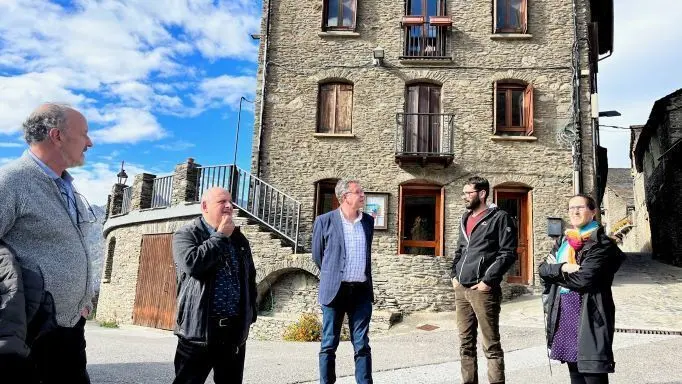 Joan Talarn amb alcaldies del Pallars Sobir&agrave; 3