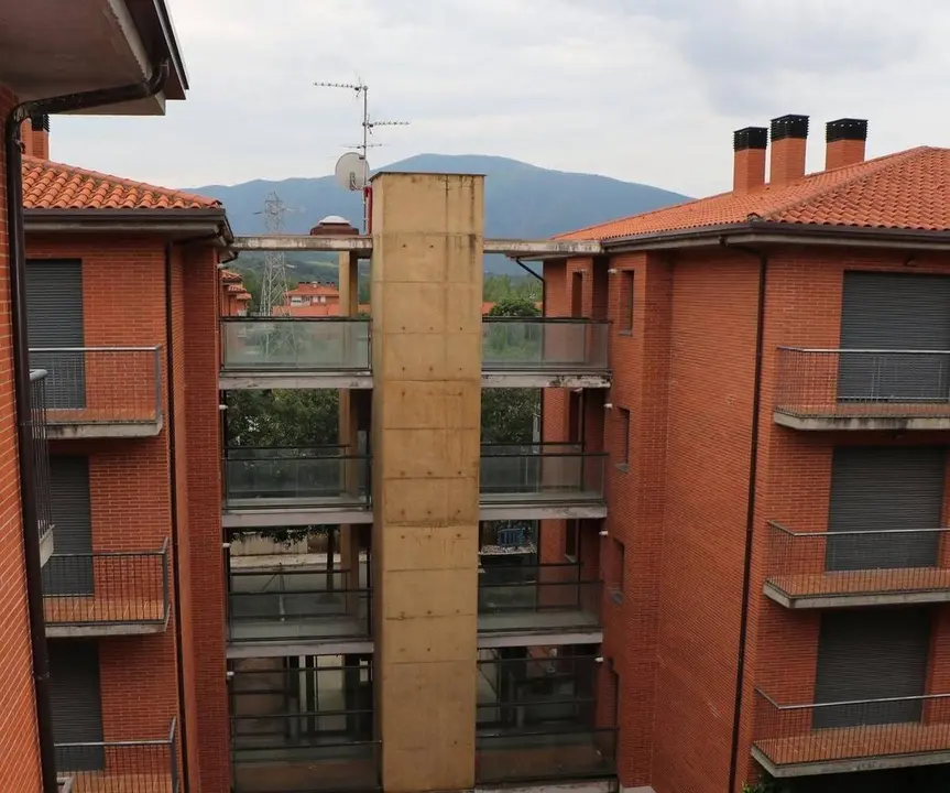 habitatges sareb La Pobla de Segur