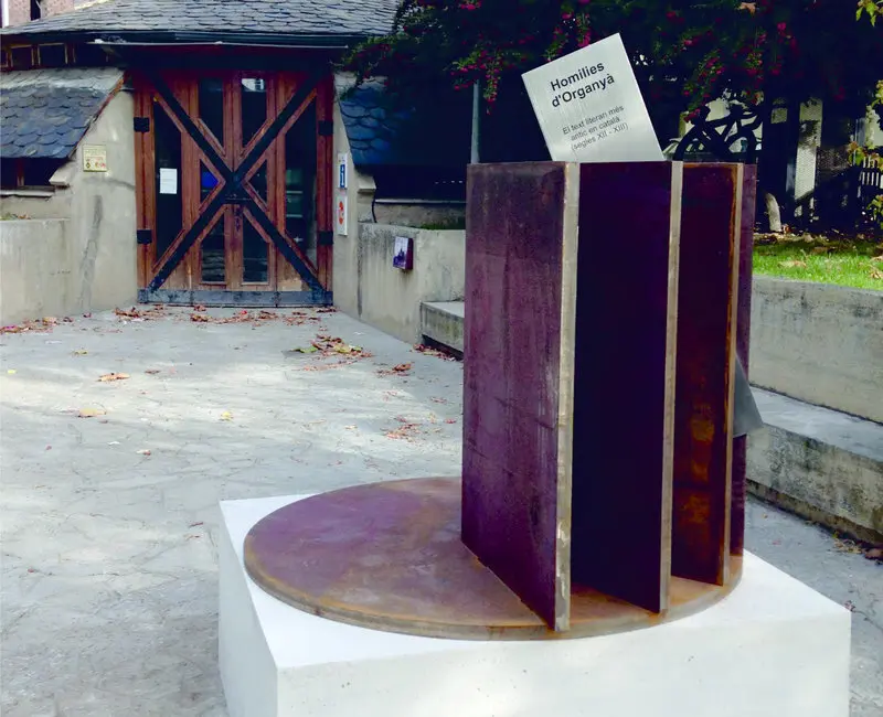 Homilies monument