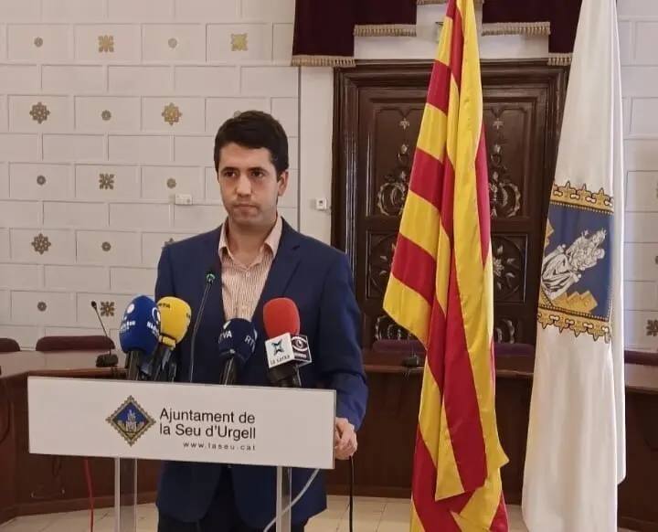 Barrera declaraci&oacute; institucional 2
