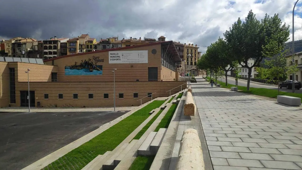 entorn del pavell&oacute; municipal d'esports