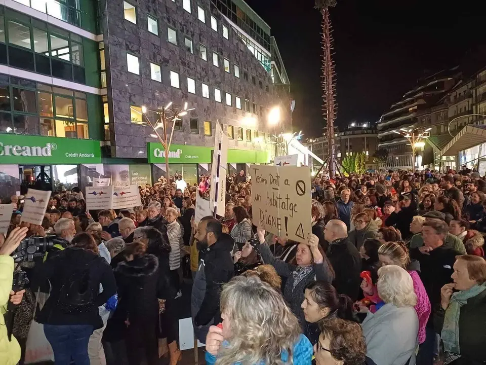 Manifestaci&oacute; Andorra habitatge digne 2
