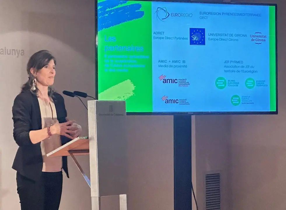 Ma&iuml;na Gautier durant la presentaci&oacute; del projecte transfronterer al Palau Robert de Barcelona_
