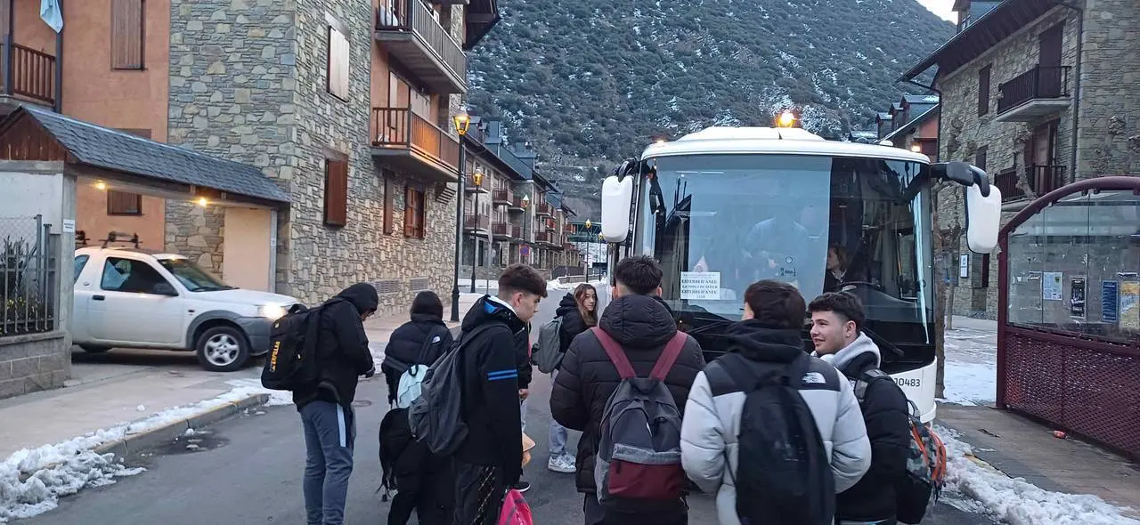 Joves Valls d'&Agrave;neu