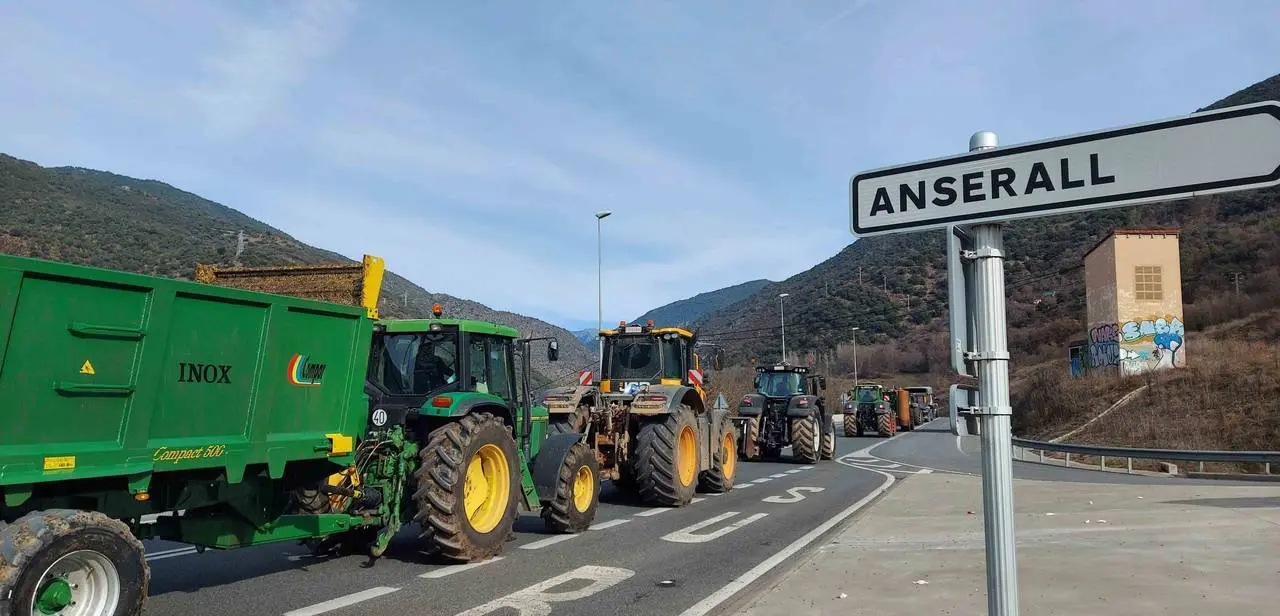Tractorada Anserall