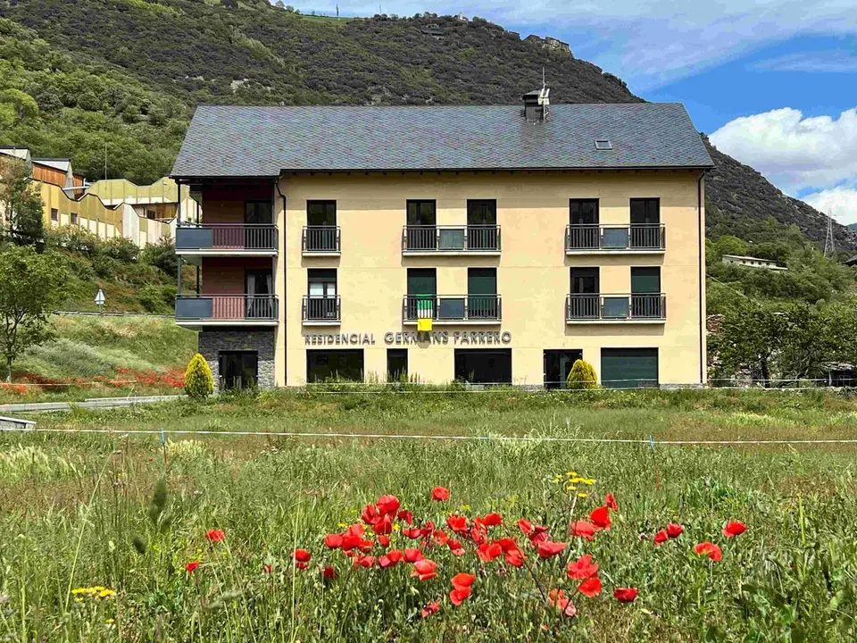 Residencial Germans Farrero Rialp 1