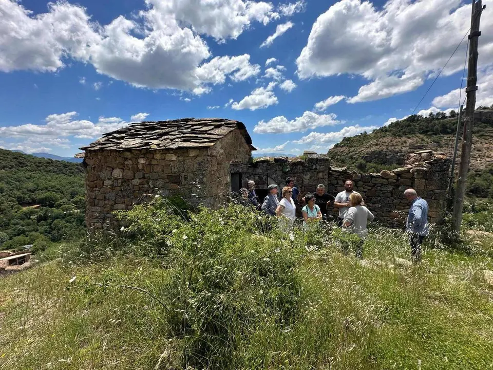 Mare de D&eacute;u del Castell de Rivert 1