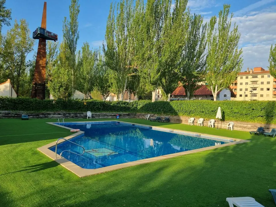 Piscina la Pobla de Segur