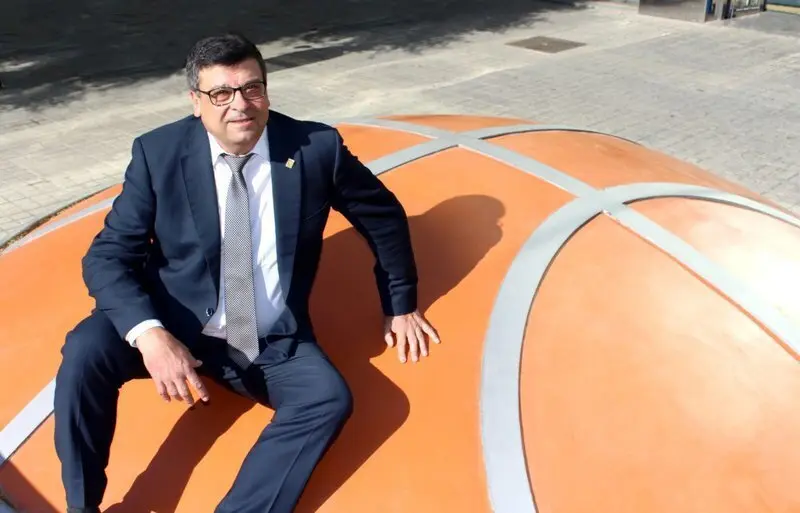 Ferran Aril reelegit president FCB