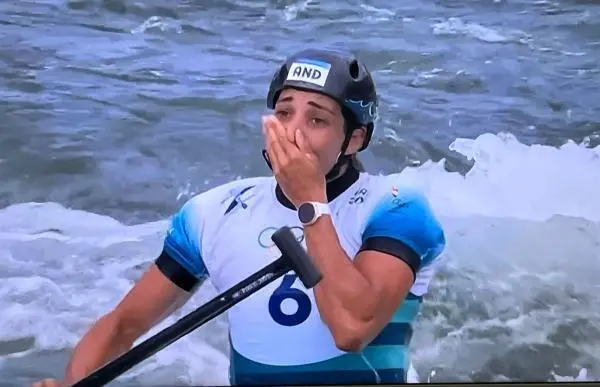 Monica Doria a la final de canoa Par&iacute;s