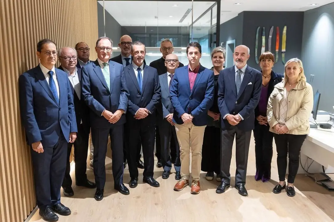 Creand la Seu inauguraci&oacute; oficina 1