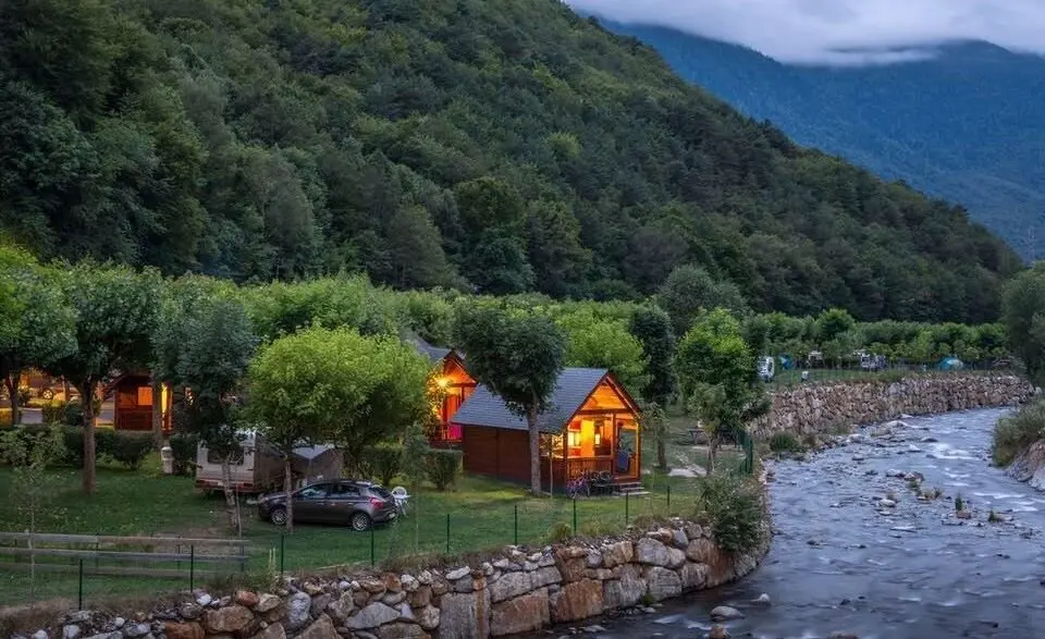 Camping a Pont d'Arr&oacute;s 3