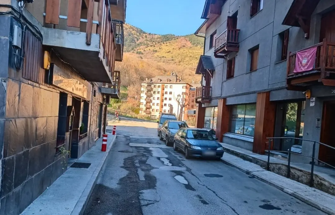 Vielha carrer closes