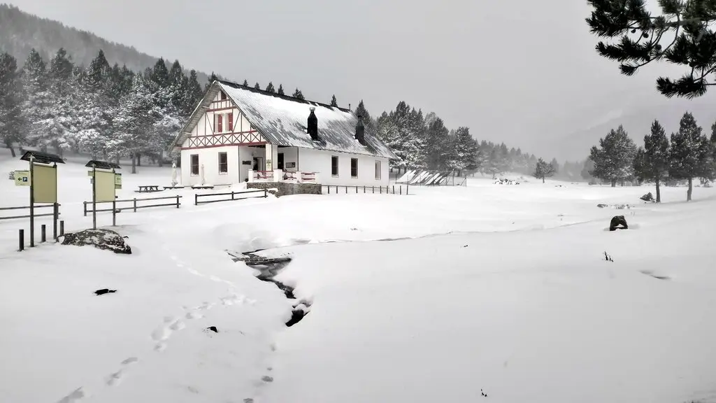 Nevada refugi Comes de Rubi&oacute;