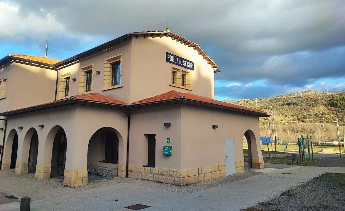 La pobla Oficina-de-Turisme-DEA