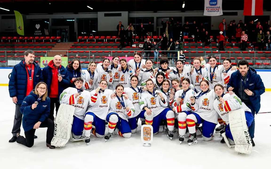 medalla-bronze-katowice-u18-femeni