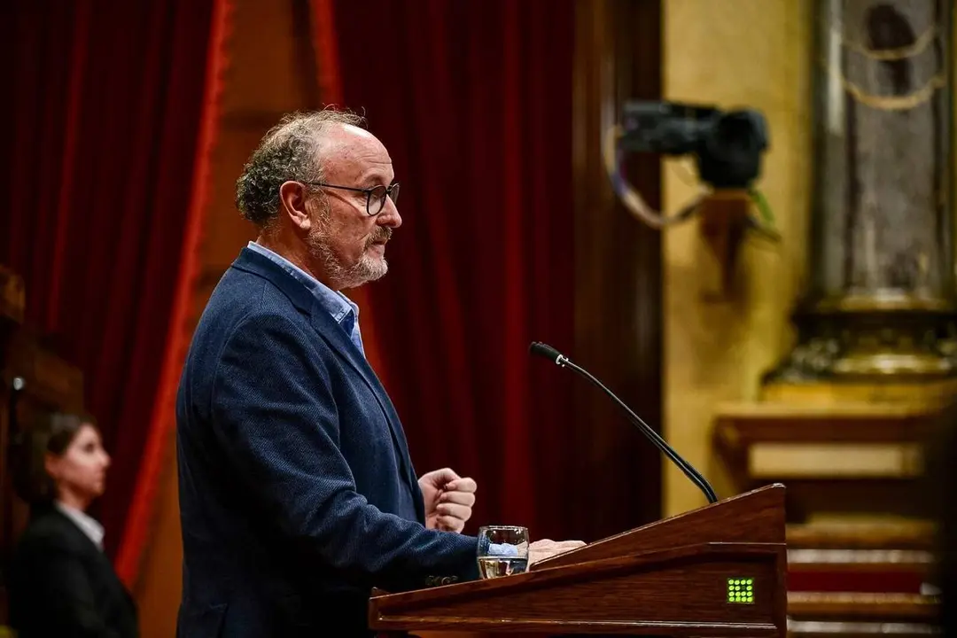 Pepe Vidal durant una intervenci&oacute; al Parlament